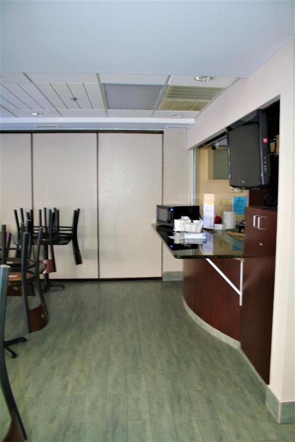 Hotel Quality & - Martinsburg 3*